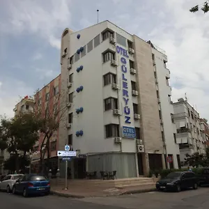 Gueleryuez 2 فندق